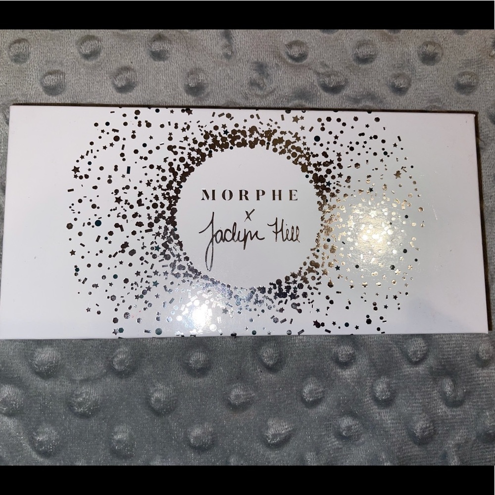MORPHE X JACLYN HILL DARK MAGIC EYESHADOW PALETTE